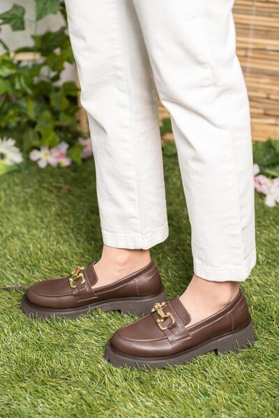 FS KOMBİN COLLECTİON Rosso Acı Kahve Hakiki Deri Toka Detay Kadın Makosen Ayakkabı