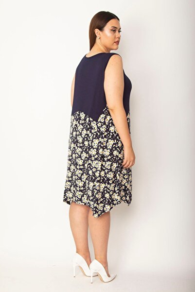 Şans Жіноче комбіноване плаття з віскози з квітковим візерунком великого розміру темно-синього кольору 65n26971