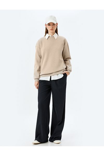 Koton Three Thread Raised Long Sleeve Crew Neck Basic Sweatshirt