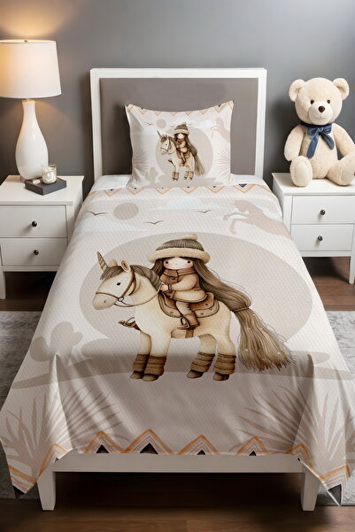 EVPANYA Little Girl with Horses Patterned Pique Set