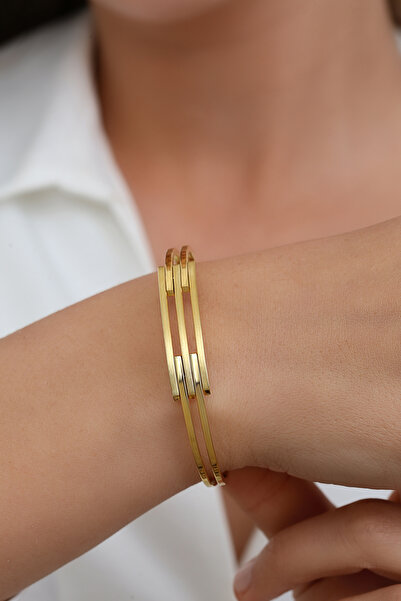 Altınkesesi 8 Ayar Altın Üç Sıra Kaburga Kelepçe Bilezik