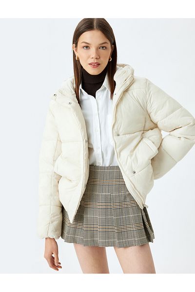 Koton Hooded Puffer Jacket with Zipper and Pocket Detail and Snap Buttons