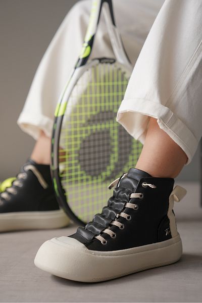 Lizzu Cizme sport negre pentru femei - Design cu șireturi, talpă Campe