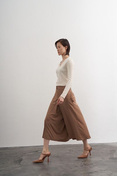 PARKhande Single Plate V-Neck Sweater