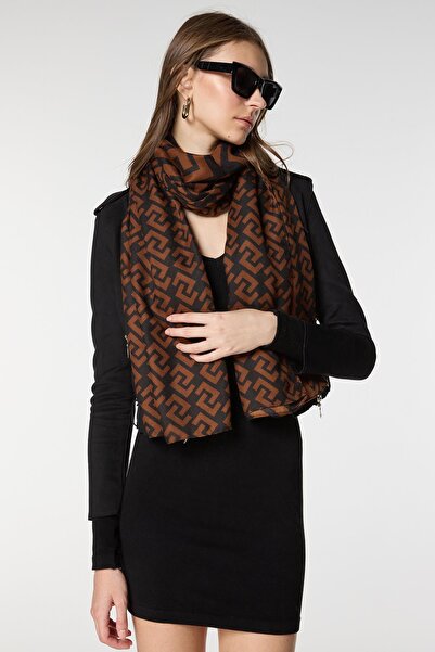 FELLMENS Γυναικείο σάλι με σχέδιο καφέ