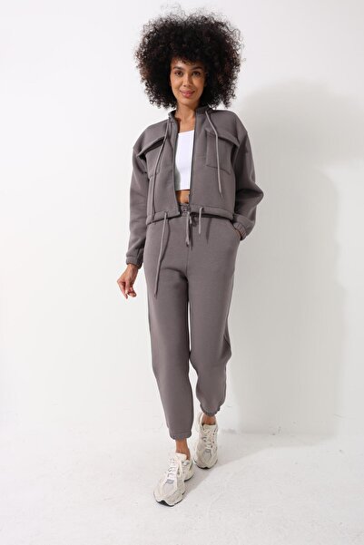 AMİDA Σετ γυναικεία αθλητική φόρμα με ψηλό γιακά Crop Jacket και Joggers Pant...