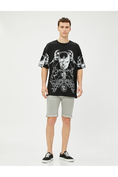 Koton Bermuda-Jeansshorts mit mehrlagigem Beindetail, schmaler Schnitt, geknöpft