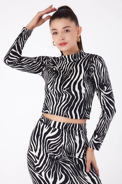 TOFİSA Crop negru cu model - 26317