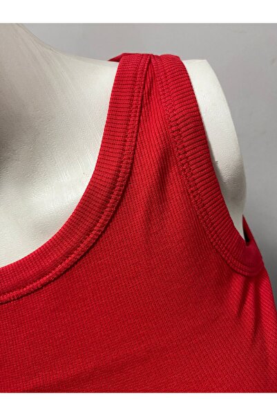 LADY HAZAL Червоний топ з круглим вирізом і товстими бретелями