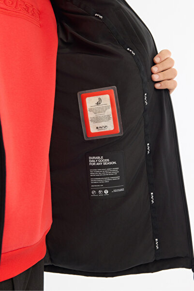 Avva Erkek Siyah Kapüşonlu Su İtici Rüzgar Geçirmez Kaz Tüyü Comfort Fit Mont A42Y6044