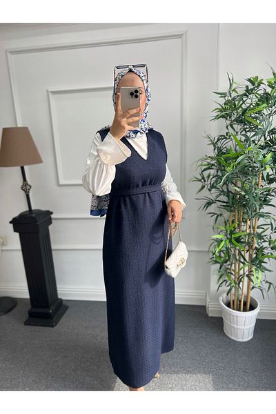 Nisa Nalbantoğlu Μπλε τουίντ Hijab Gilet