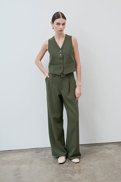 VATKALI V-Neck Short Vest