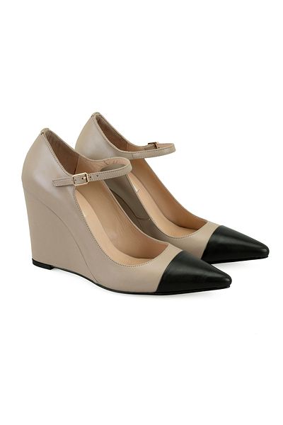 Desa Women's Colorful Classic Shoes