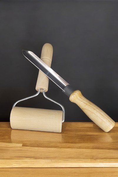 küche&haus Wooden Roller and Carving Set of 2 Handmade Domestic Goods
