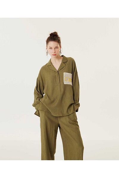 Twist Hemd mit kontrastierenden Taschen