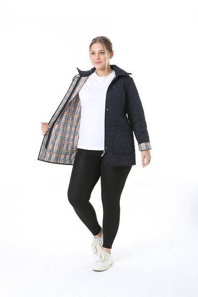 TUTveAL Collection Palton matlasat marime mare bleumarin - Detaliu carouri, glugă, hidrofugă