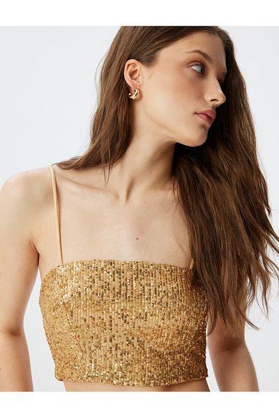 Koton Slim-Fit-Crop-Bluse mit quadratischem Kragen – Pailletten-Pailletten und Seilträger