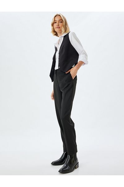 Koton PocketedCigaretteFabric Trousers -CropLeg