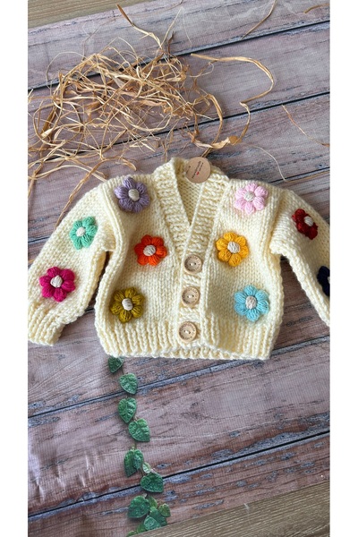 seraskids Hand-Knitted Cream Color Colorful Daisy Buttoned Baby Girl Cardigan