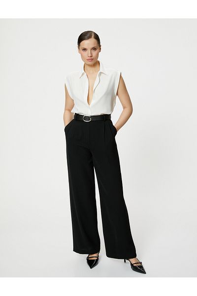 Koton Classic Collar Sleeveless Shirt - Buttoned and Standard Fit