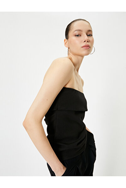 Koton Στράπλες Δεξαμενή στο επάνω δάπεδο Λεπτομερής εφαρμογή κρεπ Scuba Fabri...