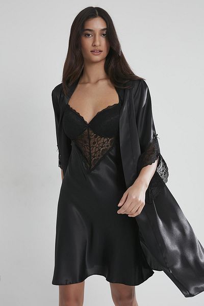 Pierre Cardin طقم ثوب نوم ودانتيل ساتان - 4240
