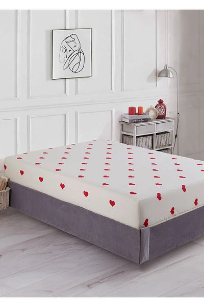 Shopyteks Σετ σεντόνια με μοτίβο καρδιάς διπλό ελαστικό μέγεθος 180x200