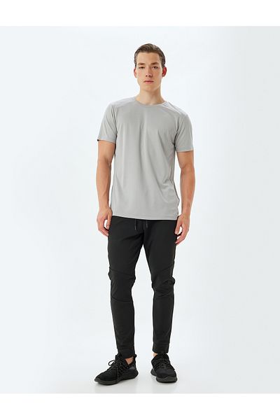 Koton Bedrucktes Sport-T-Shirt mit Rundhalsausschnitt – kurze Ärmel