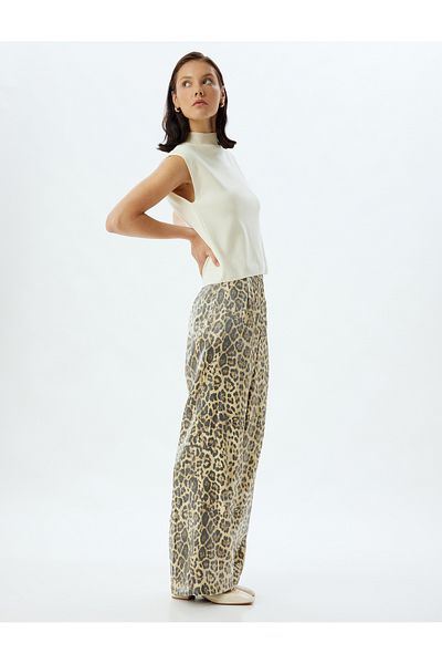 Koton Viskosehose mit hohem Bund und weitem Beinausschnitt und Leopardenmuster