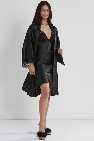 Pierre Cardin Set cămașă de noapte și rochie pentru femei din dantela din satin - 4250 negru