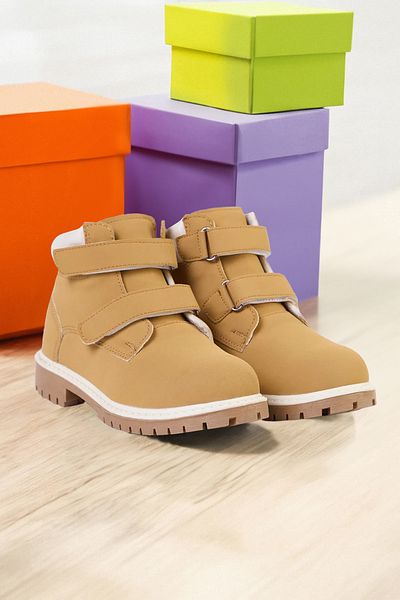 TRENDYOL SHOES Velbloudí velcro velké/malé dívčí dětské boty TAKAW25BO00047