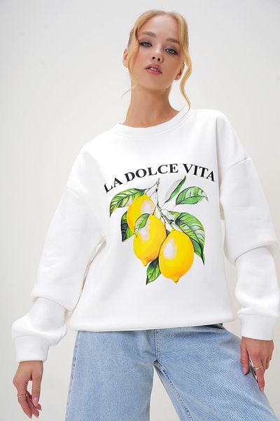 Trend Alaçatı Stili White Crew Neck Printed Women's Sweatshirt - Alc-X13115