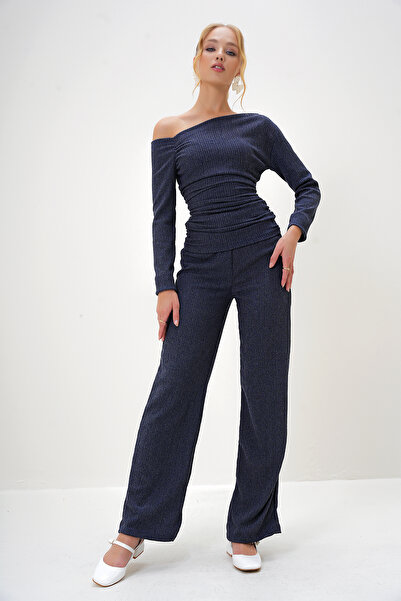 Trend Alaçatı Stili Indigó csónaknyakú, húzózsinóros blúz és széles szárú nadrág szett - ALC-X13014