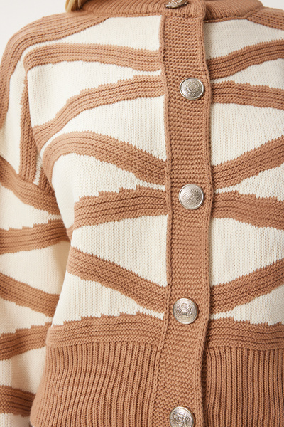 Happiness İstanbul Dámská norková Ecru kontrastní barva Stylový pletený svetr na knoflíky Mx00174