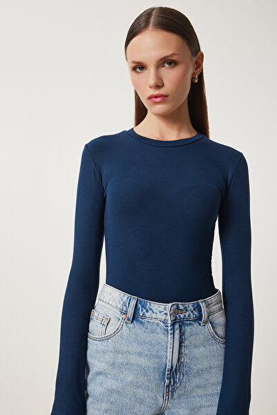 Happiness İstanbul Marineblaue Basic-Strickbluse für Damen mit Rundhalsausschnitt CR00439