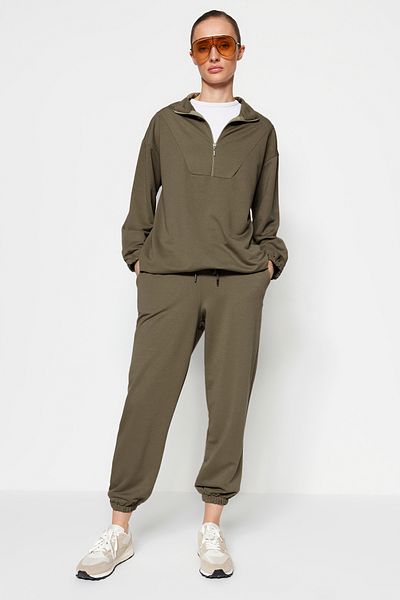 Trendyol Modest Trainingsanzugset aus Nerzstrick mit Stehkragen und Reißverschluss - Rockspitze gerafft TCTAW22EN0051