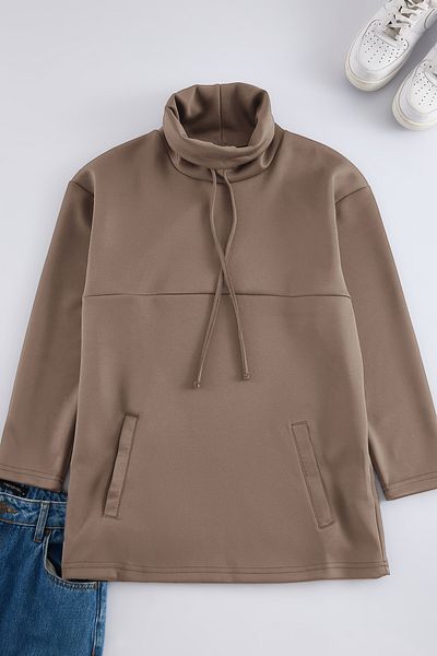 Trendyol Modest Nerzfarbenes Rollkragen-Sweatshirt TCTAW25TW00001