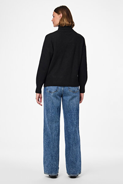 PIECES PCMALOU LS - Rollneck Knit Noos BC Model