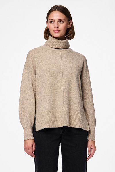PIECES Pcmalou Ls - Rollneck Knit Noos Bc Model