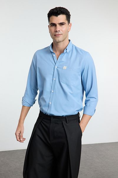 Trendyol Collection Indigo Regular Fit - Риза с детайли на етикета за лесно гладене Tmnaw25Go00011