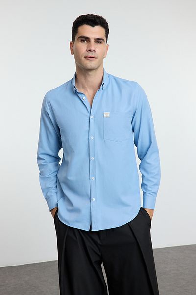 Trendyol Collection Indigo Regular Fit - Риза с детайли на етикета за лесно гладене Tmnaw25Go00011