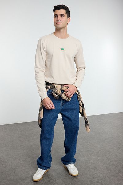 Trendyol Collection Mikina Crew Neck Animal Embroidered Stone Color - Tmnaw25Sw00158