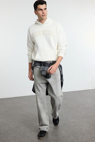 Trendyol Collection Φούτερ εκρού Oversize/Wide Cut Letter με κέντημα Fleece μέσα/Ζεστή κουκούλα TMNAW25SW00180