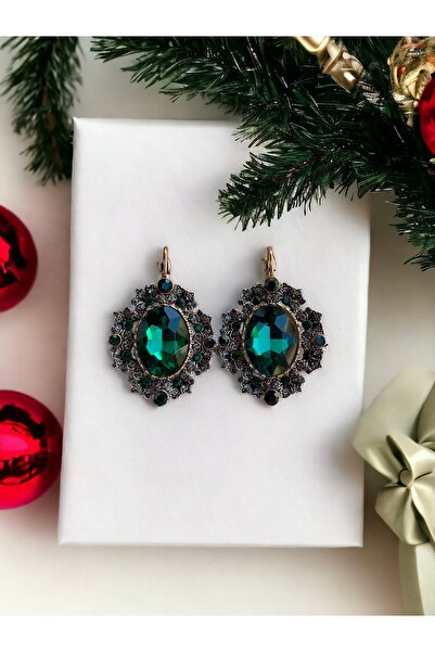 FAYRA ACCESSORIES أقراط الزركون الأخضر الزمردي