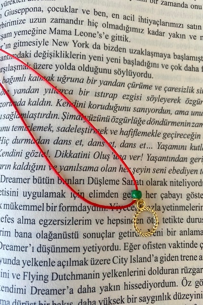 Shepidi Kırmızı ip gold figürlü yeşil boncuklu yılbaşı kaydırmalı kilit örgü ...