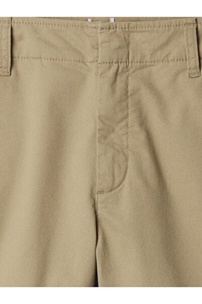 GAP Kadın Kahverengi Mid Rise Downtown Khaki Şort