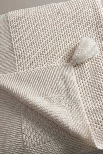 Koza Home Miel Cream Single Side Pompom Blanket 160 X 220 37101