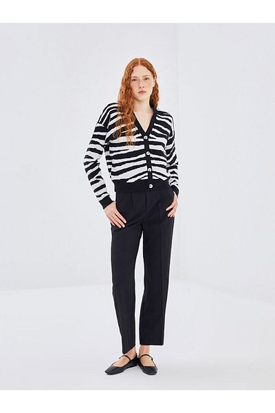 LC Waikiki V-Neck Zebra Patterned Women's Knitwear Cardigan
