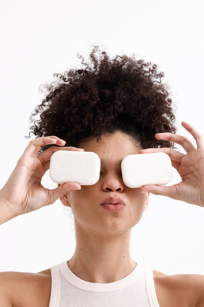 LET'SCRUB Zeytinyağlı Doğal Salyangoz Özü Sabunu Besleyici Ve Yenileyici 100gr Tüm Cilt Tipleri