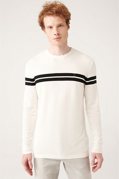 Avva Weißer Strickpullover mit Rundhalsausschnitt und weichen Knöpfen für Herren A31y5109